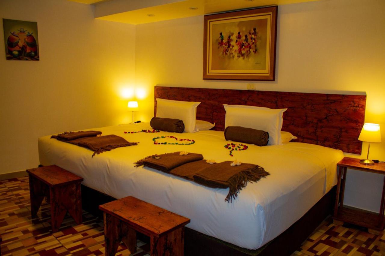 Tara Hotel 3*