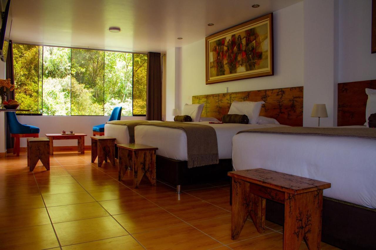 Hotel Tara